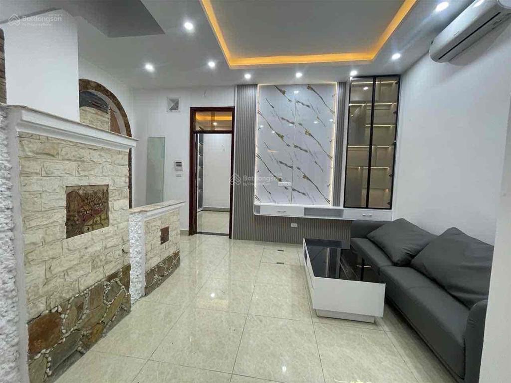 Bán nhà khương trung 51m 3t mt rộng call em cổng riêng không khí trong lành gần vũ tông phan
