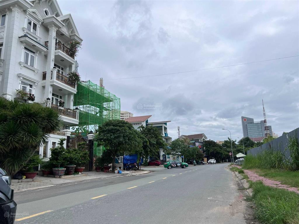 Bán gấp nhà hầm + 4 tầng, mặt tiền đường cao đức lân  an phú  quận 2  8x20m  q2, giá 37 tỷ