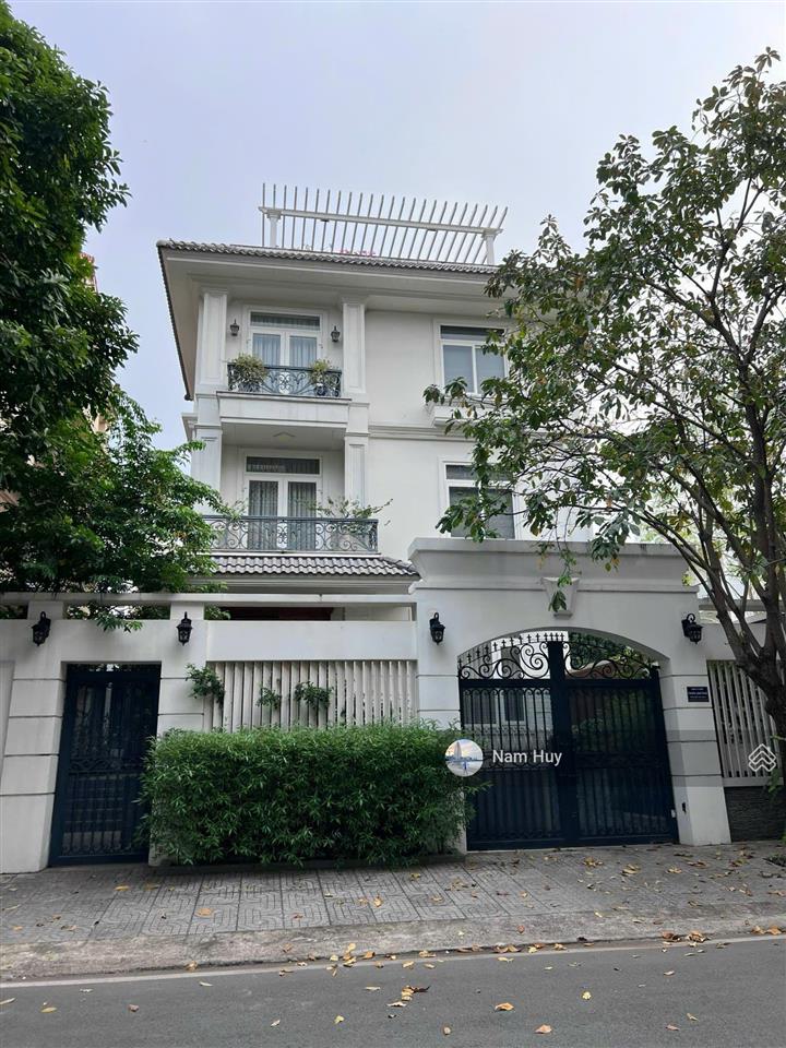 Biệt thự khu him lam đường lương định của  bình an  quận 2  12x21m  hầm 3 lầu thang máy