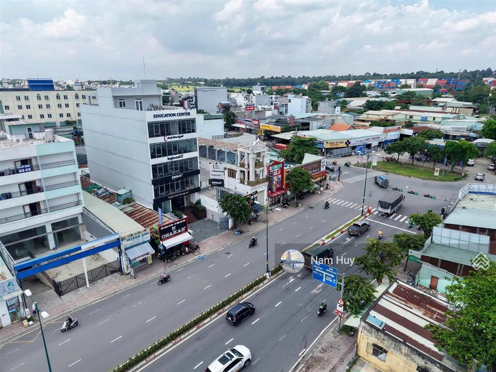 Mặt tiền đường lê văn việt  quận 9. dt 5x15m công nhận, giá đầu tư chỉ 15 tỷ