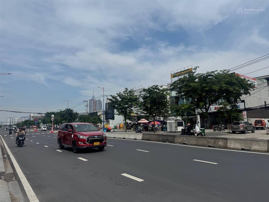 Hàng hot  siêu phẩm mặt tiền lương định của  quận 2  hầm 4 tầng  dt 7x20m  giá đầu tư