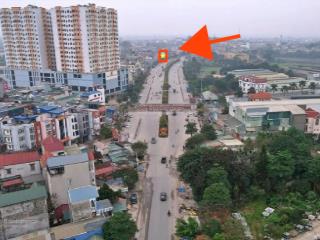 Nhà mặt đường 6 đoạn chúc sơn cần bán gấp.  0973 322 ***