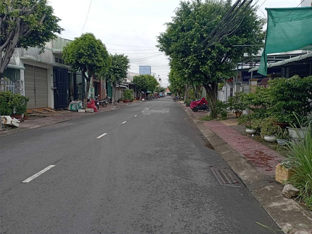 Chính chủ bán đất tặng nhà mặt tiền đường đinh tiên hoàng, khu vực sầm uất ngay trung tâm tp sa đéc