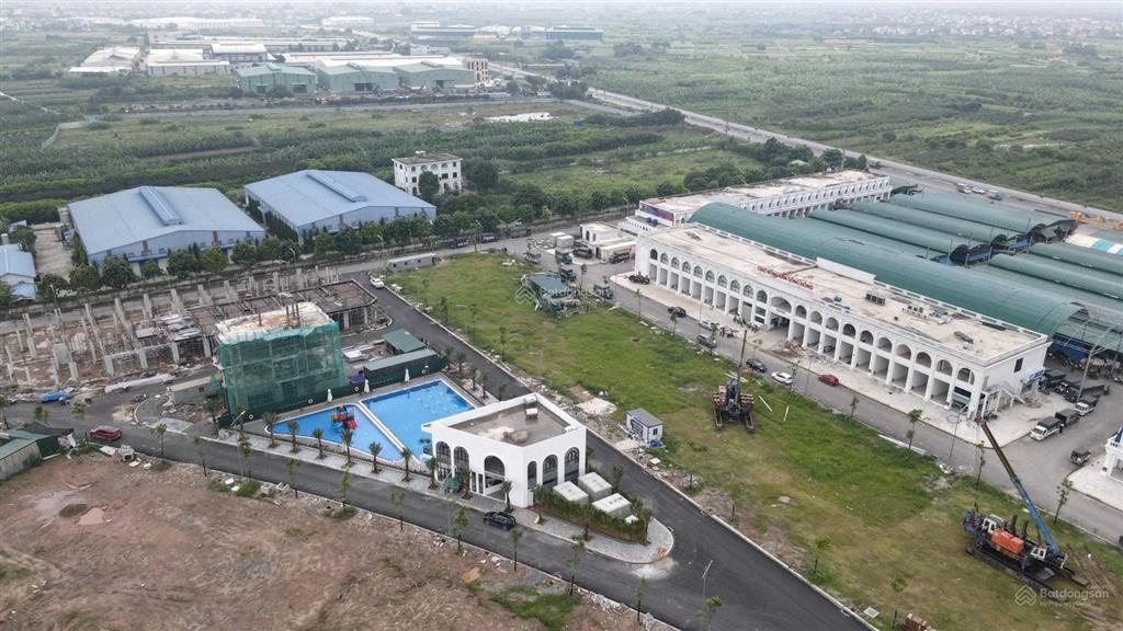 Chính chủ chuyển nhượng căn lk6 cạnh góc, gần chung cư,  0973 668 ***