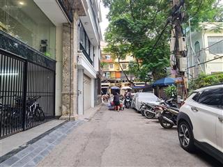 Bán biệt thự giảng võ ba đình 131m2 xây 3 tầng mặt tiền siêu vip 11m, đường ô tô tránh, dừng đỗ.
