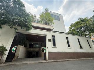 Bán biệt thự góc 2 mt 1073/ cư xá tự do cmt8,p7, tân bình. 18 x 24m. 430m2. hầm, 4 tầng. giá 85 tỷ