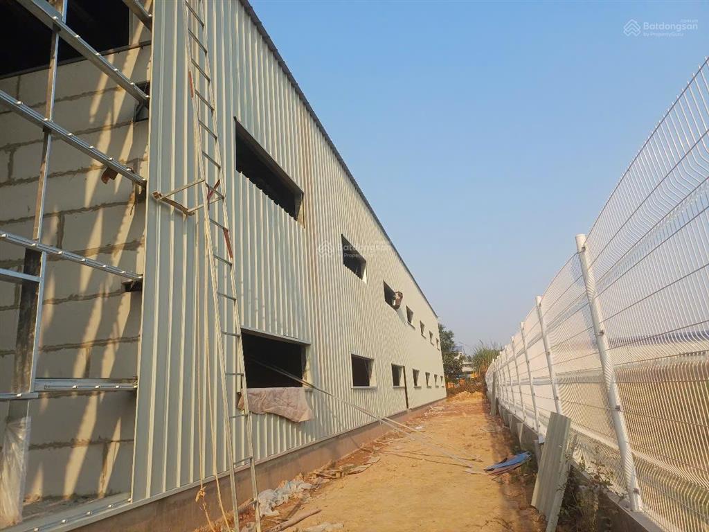 Chính chủ cho thuê 5000m2 kho xưởng mới, giá rẻ nhất thị trường tại kcn sông công 2 thái nguyên