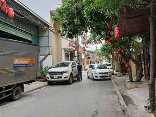 Bán đất lô góc biên giang 50m2, 3.9 tỷ , mt4m, ô tô.