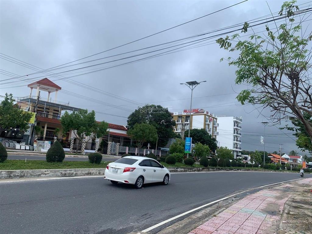 Chính chủ cần ra gấp mặt tiền đường đinh tiên hoàng giá rẻ nhất thị trường. 0798 347 ***