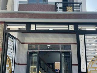 Nhà 1 trệt 1 lầu, 3pn 1 phòng thờ, sân đổ xe rộng, đường rộng 6m thái hoà tp. tân uyên 0975 440 ***