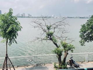 Bán nhà ven hồ tây, trích sài, lô góc 3 thoáng mt 18m 89m2 31 tỷ.  0913 978 ***
