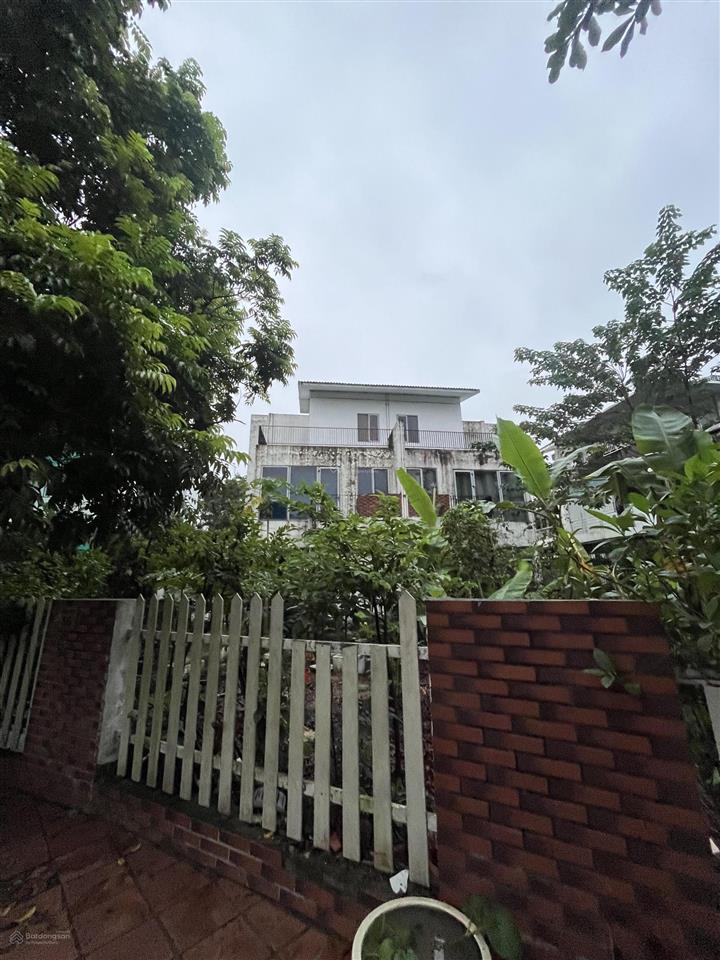 Giá tốt nhất thị trường  bt song lập 252m2 khu đô thị đặng xá. giá bán 31 tỷ thu về và có gia lộc