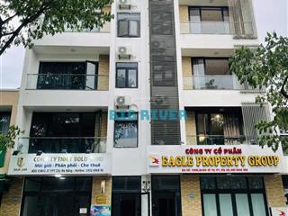 Cho thuê phòng ở dãy shophouse liền kề khu đô thị fpt