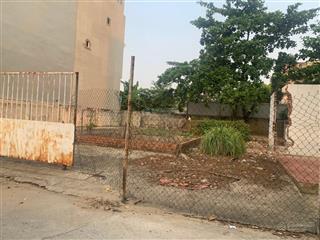 Bán 1100m2 đất khu bờ sông trần não, xây cao