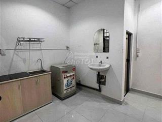 Nhà nguyên căn 4x15m 2 lầu đường bình lợi