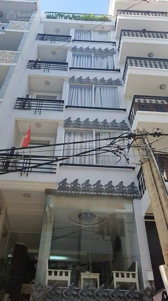 Bán khách sạn mới đẹp hồ quý ly sát biển bãi sau thùy vân, 20 phòng full nội thất, giá chỉ 24 tỷ