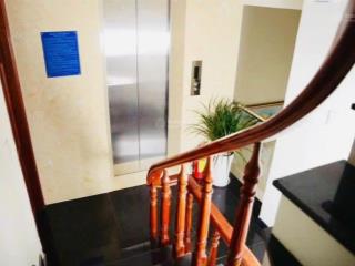 Bán khách sạn 5 tầng khu thùy vân, tp. vũng tàu sát biển đang kinh doanh tốt chỉ 10,3 tỷ bớt lộc