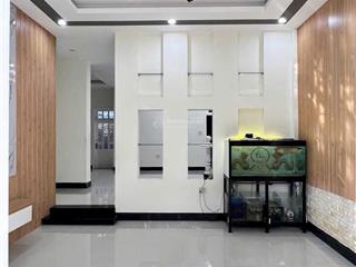 Bán biệt thự mặt tiền vị trí vip p. 9, vũng tàu 173m², sân vườn, gara bìa hồng riêng giá tốt 18 tỷ