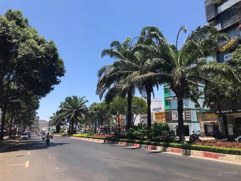 Bán nhà mặt tiền đường thống nhất ngang 12m vị trí siêu đẹp, đang cho thuê 22 triệu/tháng giá tốt