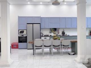 Cần bán nhà biệt thự mini đẹp trương công định p8, tp. vũng tàu.12,6*10,5.giá tốt 8,9 tỷ