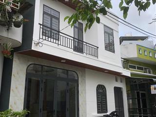 Nhà 2 tâmg sieu đẹp trung tâm tp biển quy nhơn giá chỉ hơn 2 toi