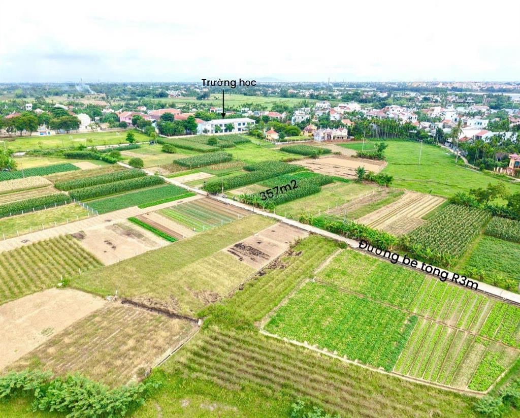 Lô đất vườn giá khá rẻ bê tông ô tô đên đất 360m2 gần hội an