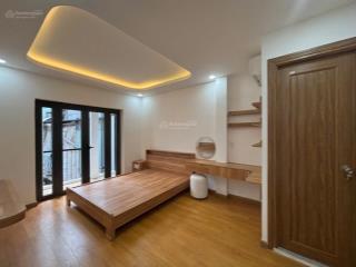 Siêu phẩm nhà đẹp q.1 sau lưng mặt tiền giáp hai bà trưng. dt 4m x 10m 3 tầng. giá 6.9 tỷ tl