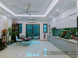 Mặt tiền khủng, nhà phân lô ô tô vào nhà phố doãn kế thiện, cầu giấy 35m2 x 6 tầng, giá 11,8 tỷ