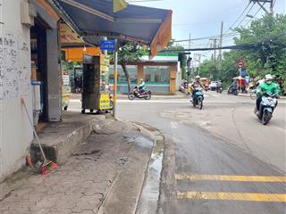 Mặt tiền đường số 37 lô góc, đường lớn xe hơi chạy vi vu, nhà 3 tầng, 4 phòng ngủ, mới ở liền