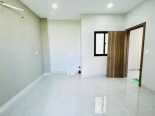 Bán nhà mới xây ở ngay 3 tầng lung linh gần bệnh viện lê văn thịnh ,cát lái,trung tâm quận 2