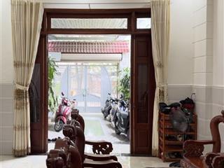 Nhà vị trí siêu đẹp tăng nhơn phú, phước long b, dt 130m2 (4.7x28) nhỉnh 14 tỷ. kết cấu 3 tầng