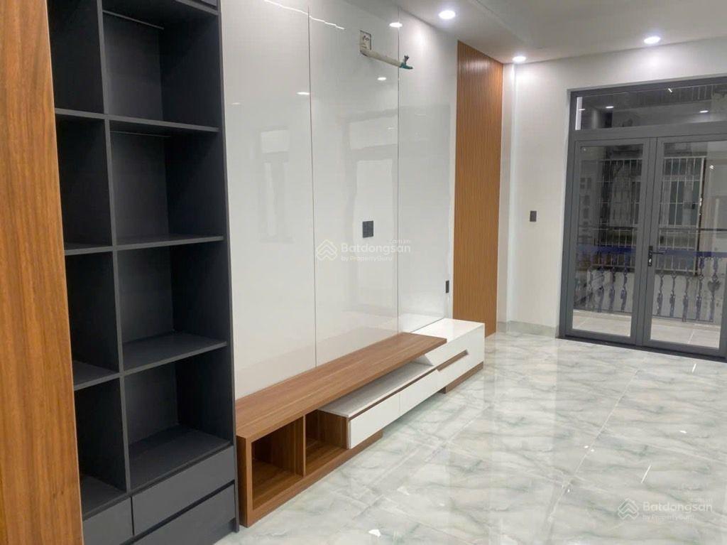 Lò lu 1 sẹc  nhà trống dọn vào ở ngay vị trí đường lò lu đang hoàn thiện mở rộng, khu phân lô