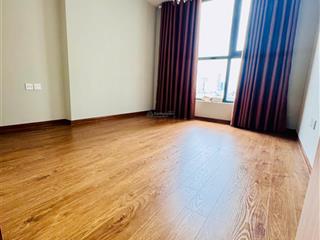 Bán gấp căn 2pn bc đn tầng trung, giá bán 9,05 tỷ nhận nhà ở ngay, sổ đỏ đầy đủ