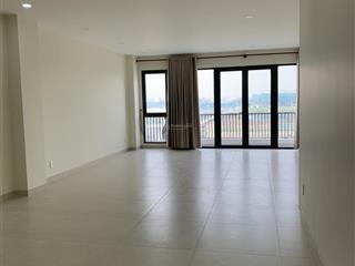 Cần cho thuê văn phòng vạn phúc city diện tích 7x20m, 10tr/th có máy lạnh