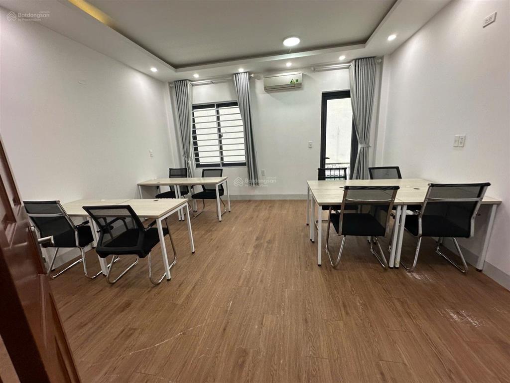 Cho thuê văn phòng kdt vạn phúc city 25m2 5tr, 40m2m 7.3tr, 80m2 10tr có thang máy, máy lạnh