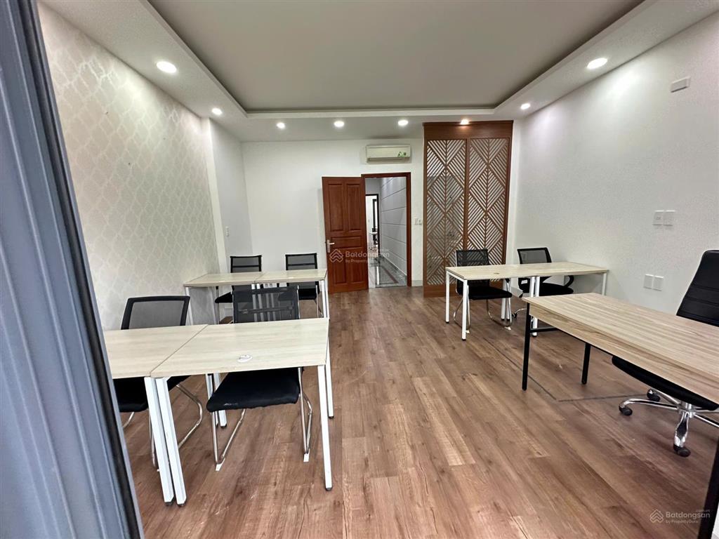 Cho thuê văn phòng kdt vạn phúc city 25m2 5tr, 40m2m 7.3tr, 80m2 10tr có thang máy, máy lạnh