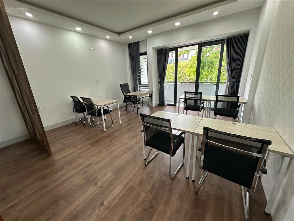 Cho thuê văn phòng kdt vạn phúc city 25m2 5tr, 40m2m 7.3tr, 80m2 10tr có thang máy, máy lạnh