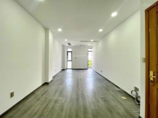 Cho thuê văn phòng tại kđt vạn phúc city, giá cực chất 7 triệu, 35 m2