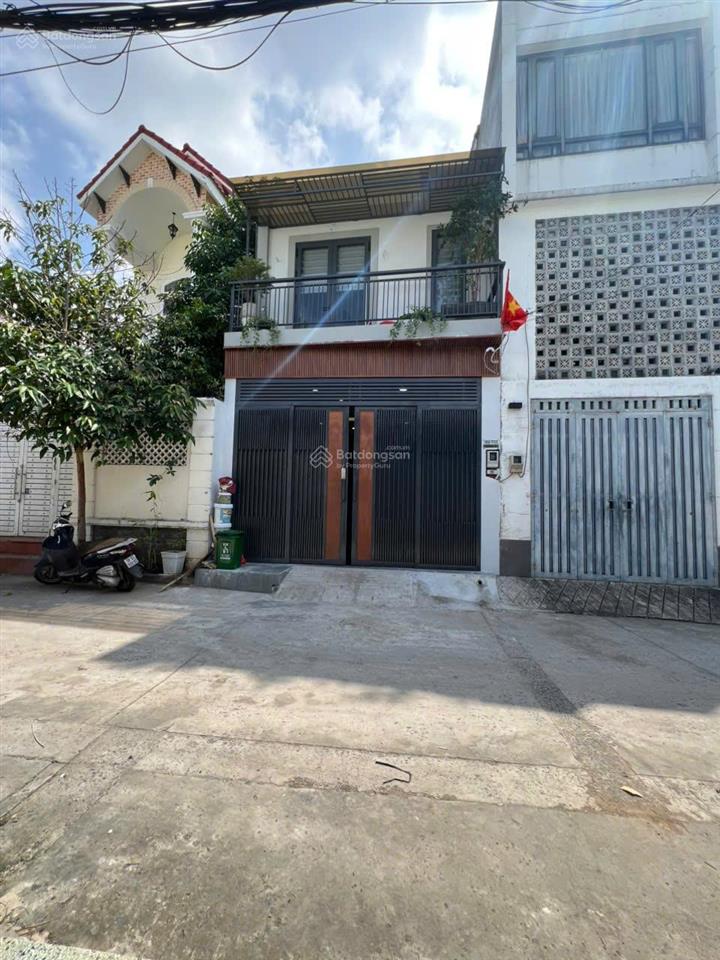 Bán nhà gần gigamall, khu ven sông 5x20m 100m2 hxh 11ty có tl