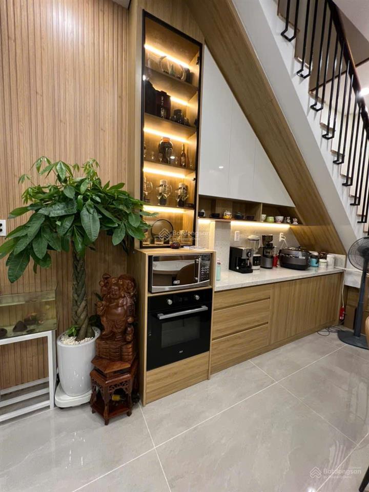 Bán nhà gần gigamall, khu ven sông 5x20m 100m2 hxh 11ty có tl