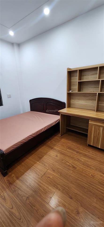 Cần bán nhà 3 tầng ngõ phố cầu cốn chỉ 2,79 tỷ