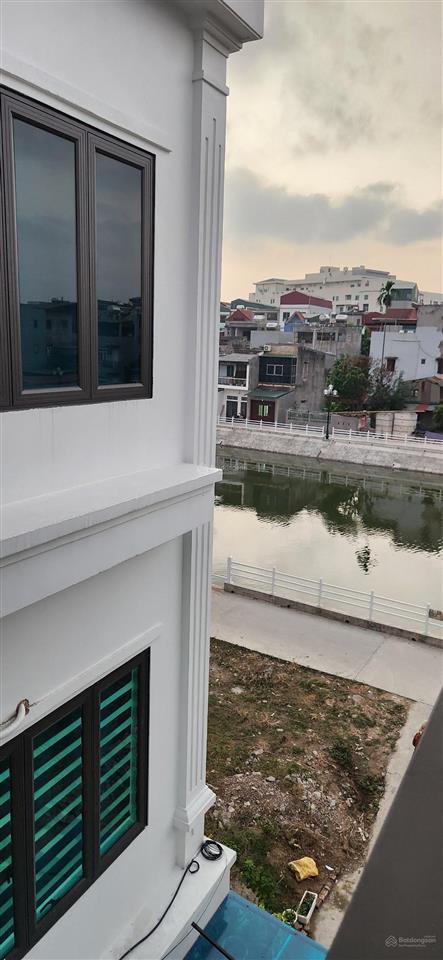 Cần bán nhà 3 tầng ngõ phố cầu cốn chỉ 2,79 tỷ