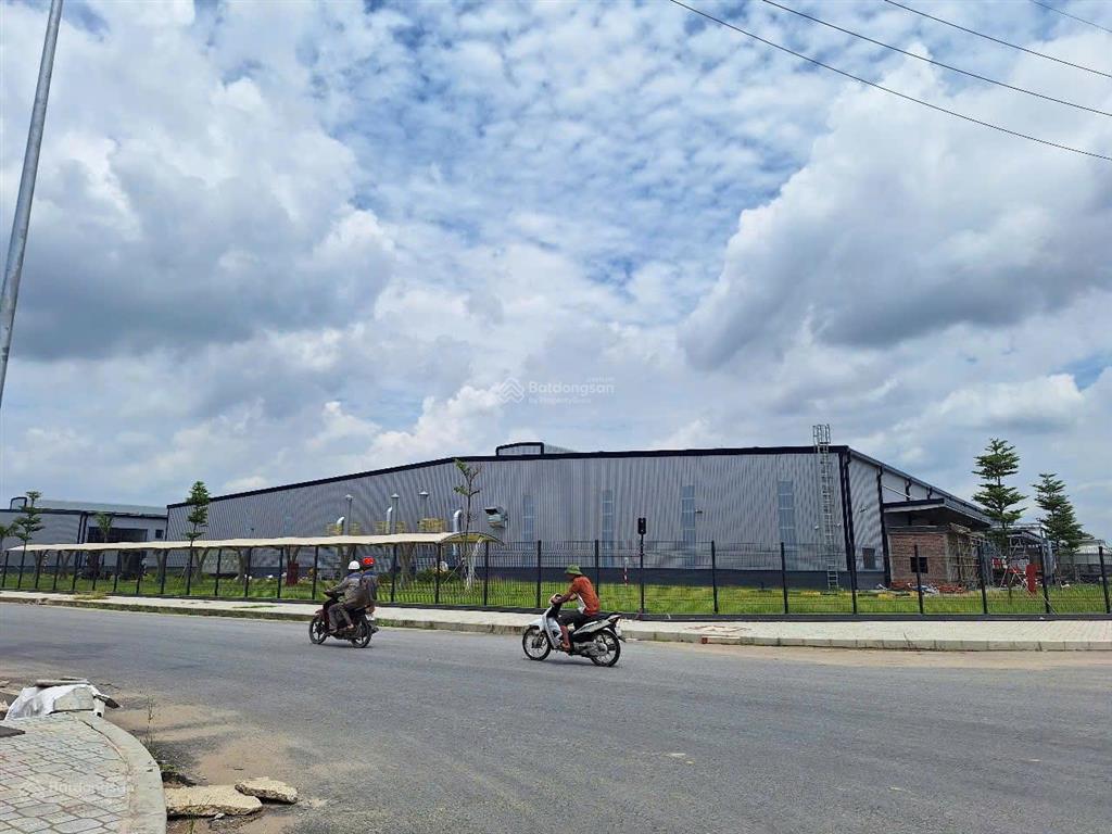 Cho thuê xưởng điện tử,may mặc,sx linh kiện nhẹ, thực phẩm, cơ khí, hóa chất diện tích theo yêu cầu
