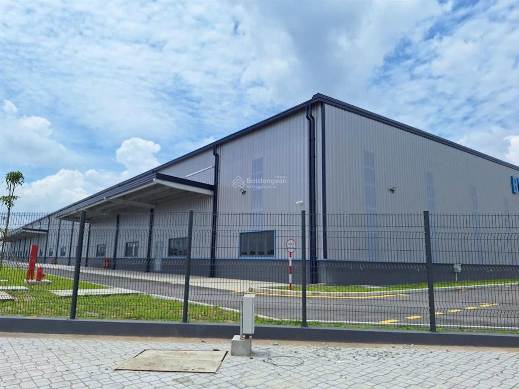 Cho thuê 3 xưởng mới xây hiện đại dt 8000m,10.000m & 15.000m2 xin đc fdi,chế xuất,pccc chuẩn