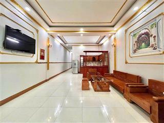 Cho thuê 180 m2 nhà và sân có đồ đạc kế đại học fpt 7 triệu