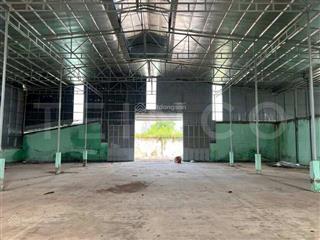 Cho thuê kho 2.500 m2 gần khu công nghiệp trà nóc 60 triệu