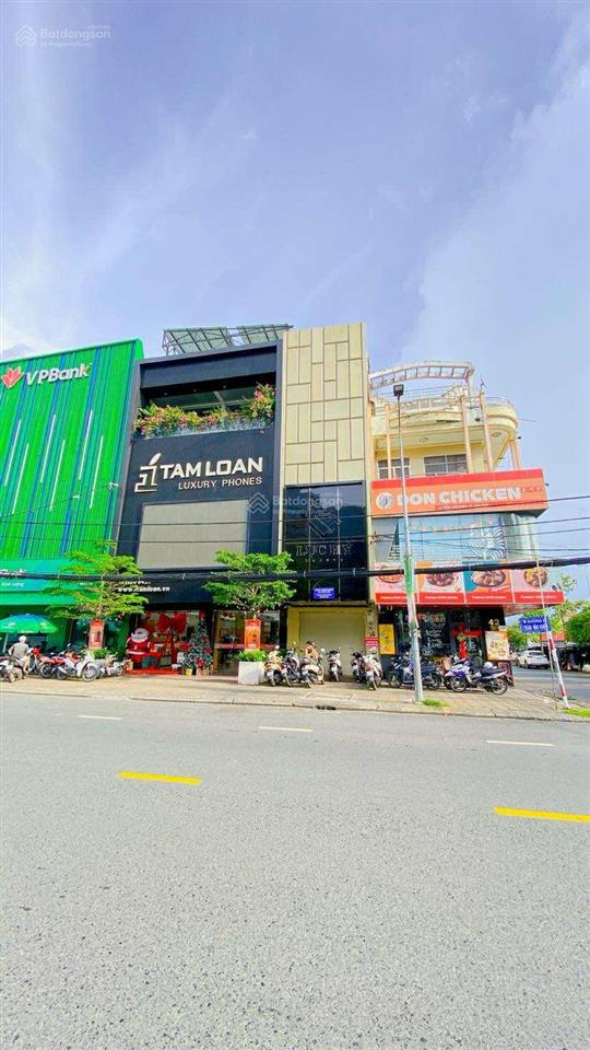 Cho thuê nhà 64 m2 góc 2 mặt tiền trần văn khéo