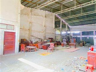 Cho thuê 2.000 m2 kho và đất trống chợ nổi cái răng có điện 3 pha
