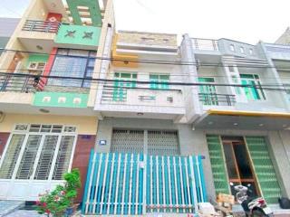 Cho thuê nhà 3 phòng ngủ kdc 91b có đồ đạc 10 triệu