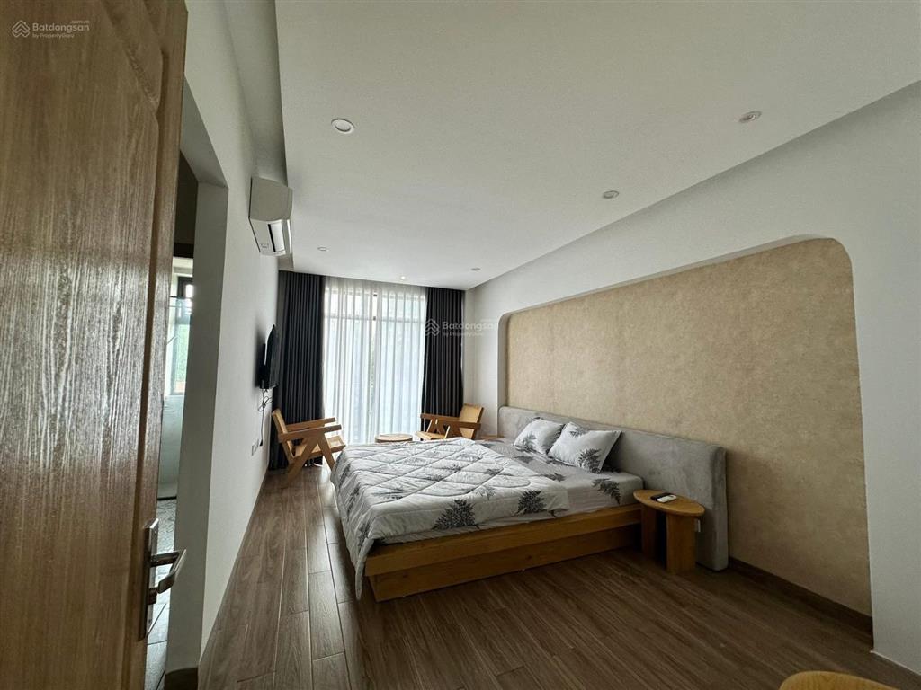 Bán nhà gói 8 mỹ gia the capella nha trang đường thông đối diện hồ bơi công viên giá tốt